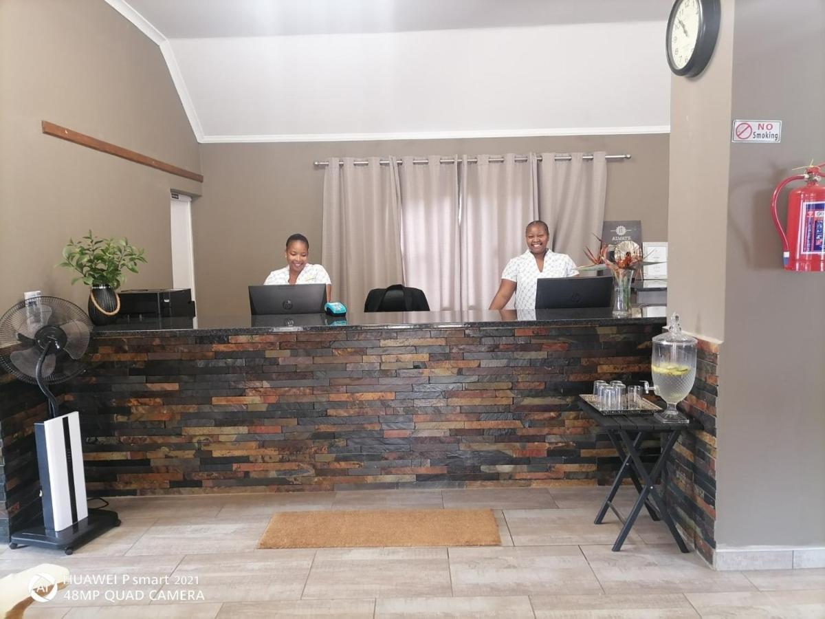 Nongoma Lodge & Inn Cc Eksteriør billede